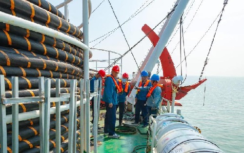 海底電力電纜怎么鋪設(shè)？(圖1)